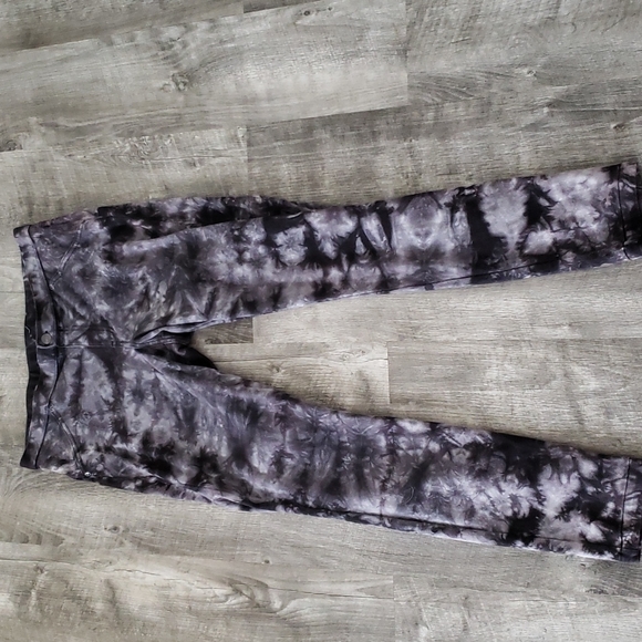 Women's Hue Stretch Tyedye Pants, Tights,  Jean Size Medium - Picture 1 of 7